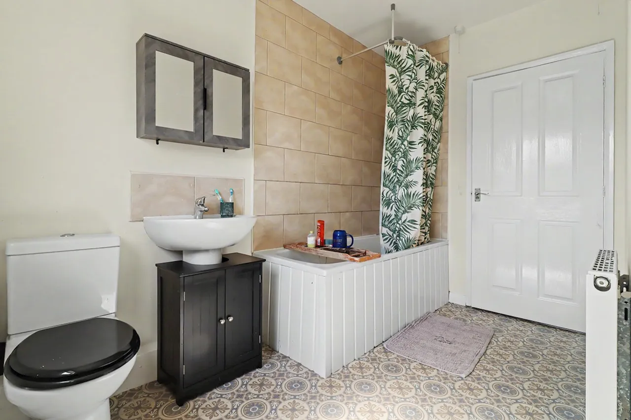 Greengate Lane, Sheffield, photo 14