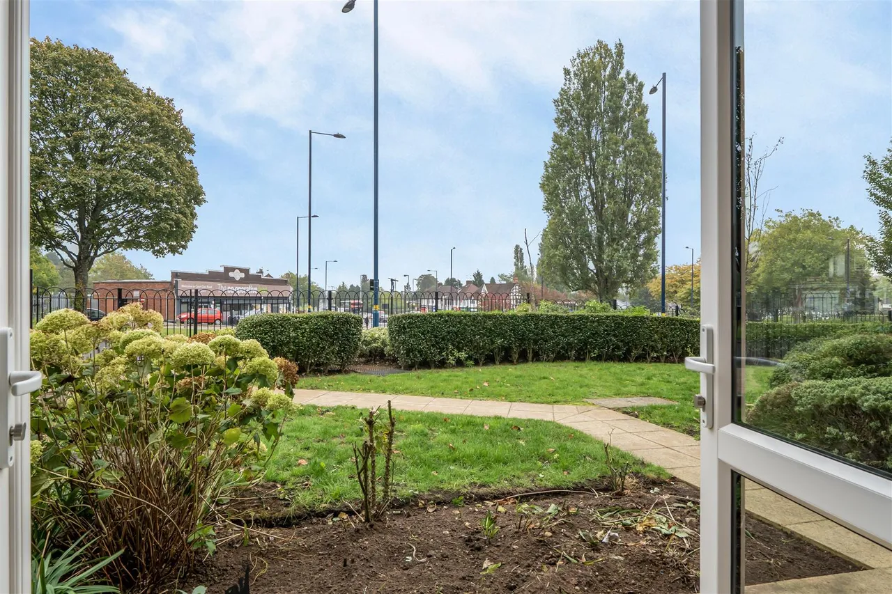 Quinton Lane, Quinton, B32, photo 4