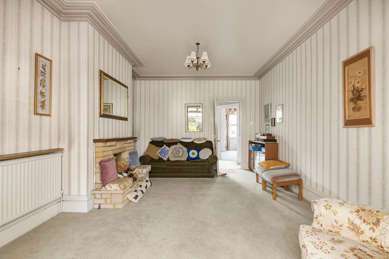 Fordbridge Road, Ashford, TW15, photo 6