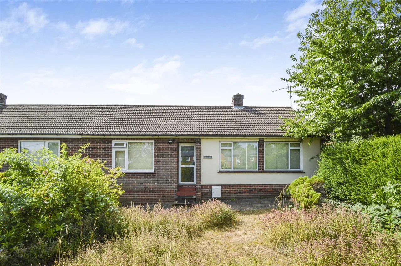 3 bed house for sale, Burton End, Haverhill, CB9