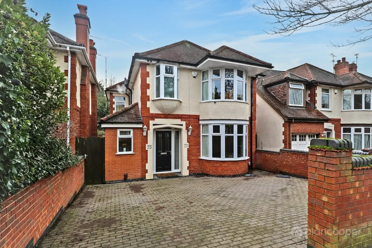 3 bed house for sale, Kingsbridge Road, Weddington, CV10