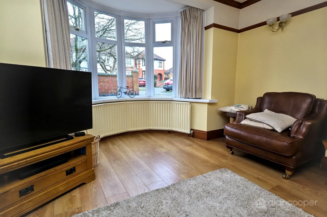 Kingsbridge Road, Weddington, CV10, photo 3