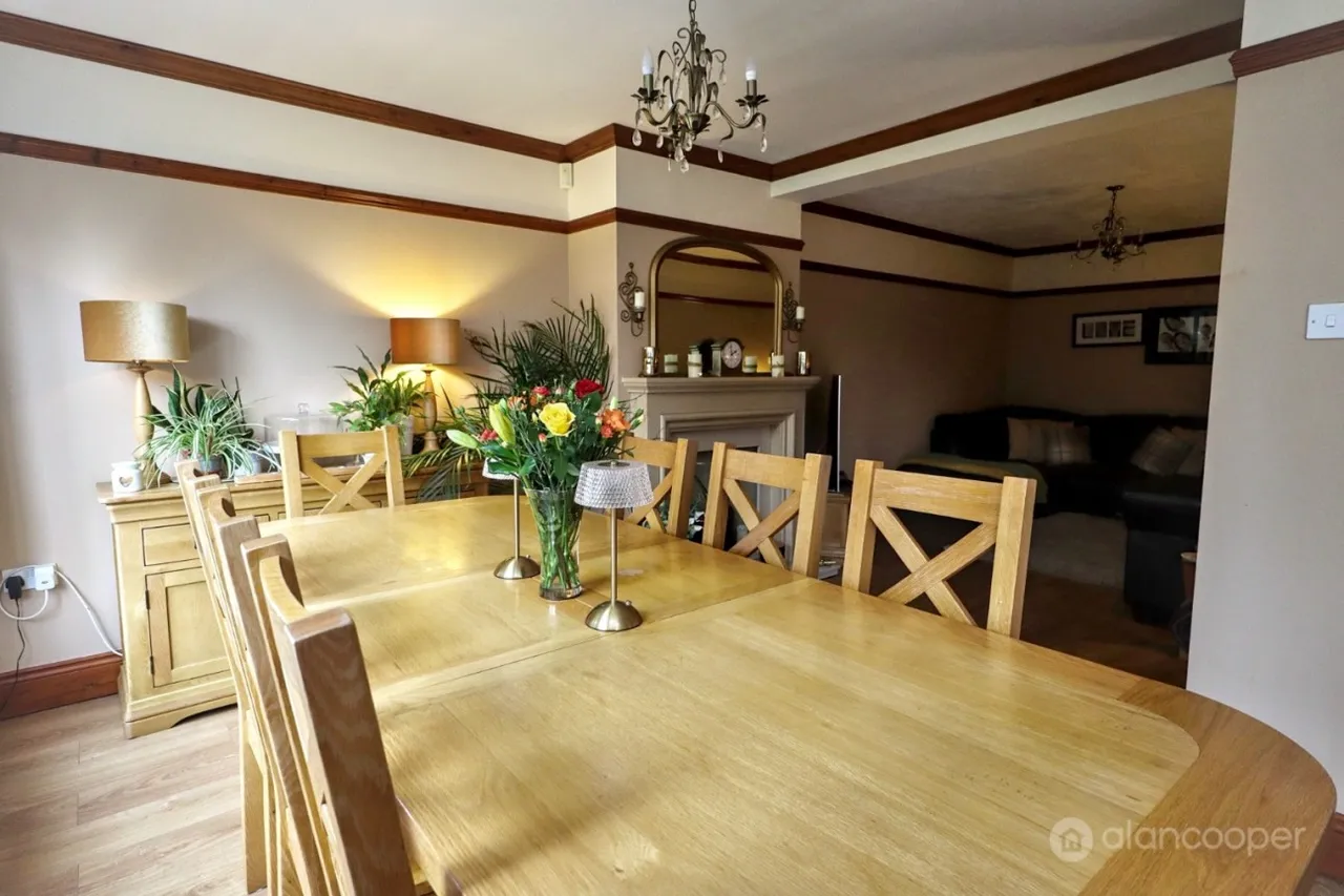 Kingsbridge Road, Weddington, CV10, photo 9