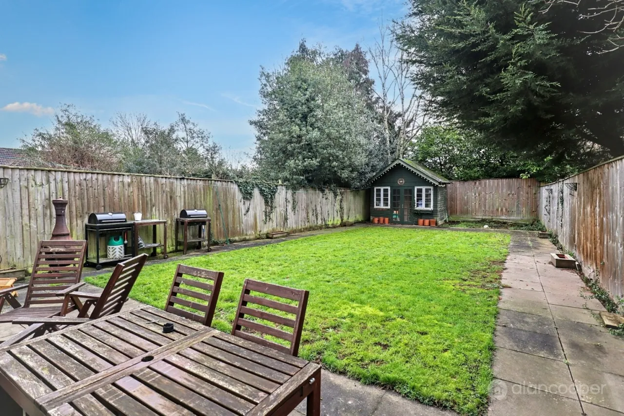 Kingsbridge Road, Weddington, CV10, photo 31