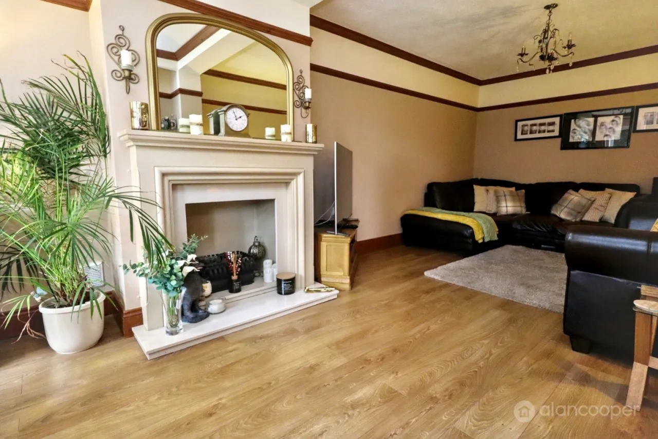 Kingsbridge Road, Weddington, CV10, photo 5