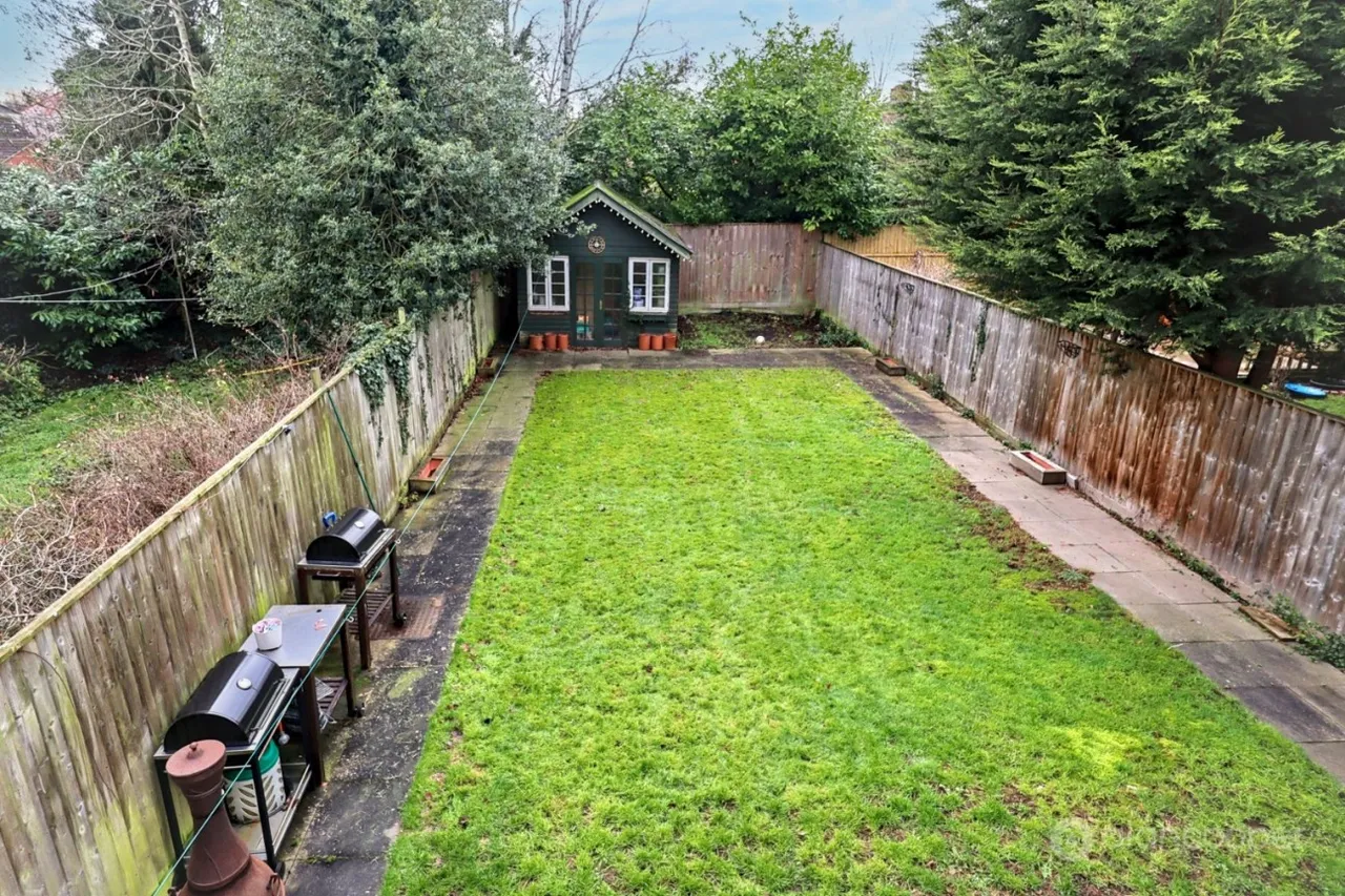 Kingsbridge Road, Weddington, CV10, photo 30