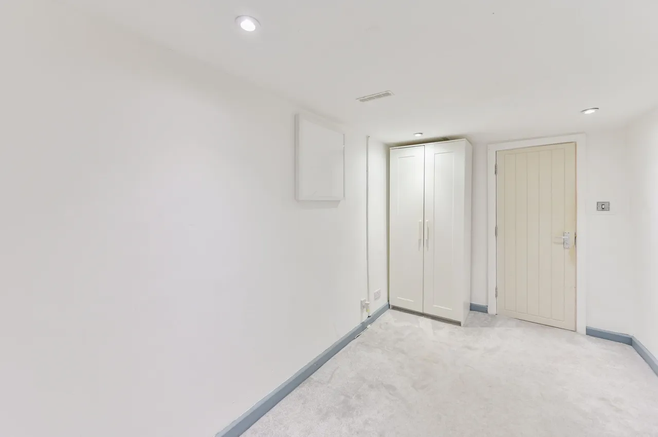 Flat 1, 69 Oakfield Road, Croydon, photo 9