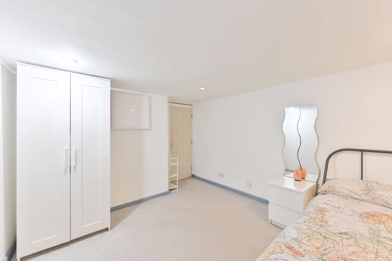 Flat 1, 69 Oakfield Road, Croydon, photo 11