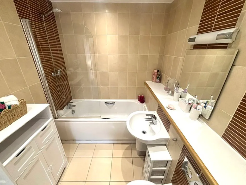 Birmingham Road, Great Barr, B43, photo 14