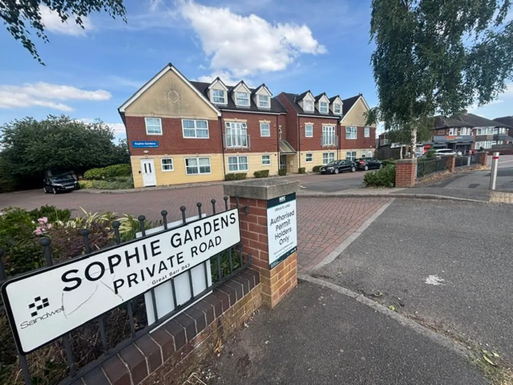 2 bed flat for sale, Birmingham Road, Great Barr, B43