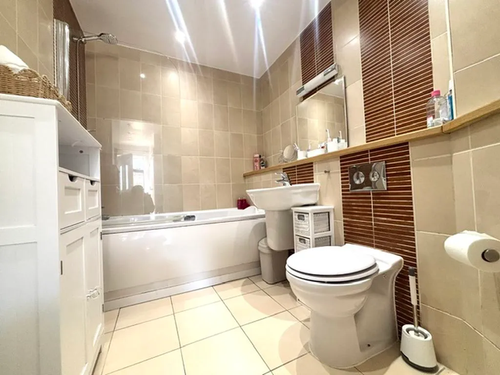Birmingham Road, Great Barr, B43, photo 12