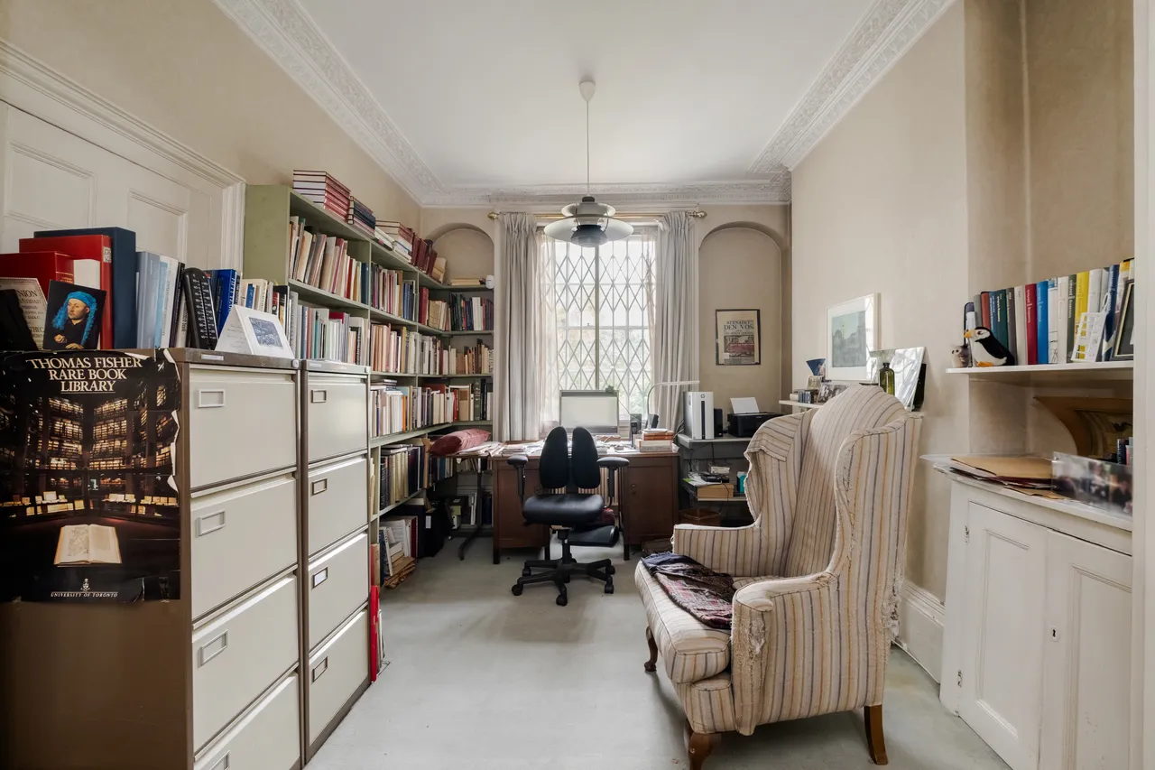 Canonbury Square, London, N1, photo 9