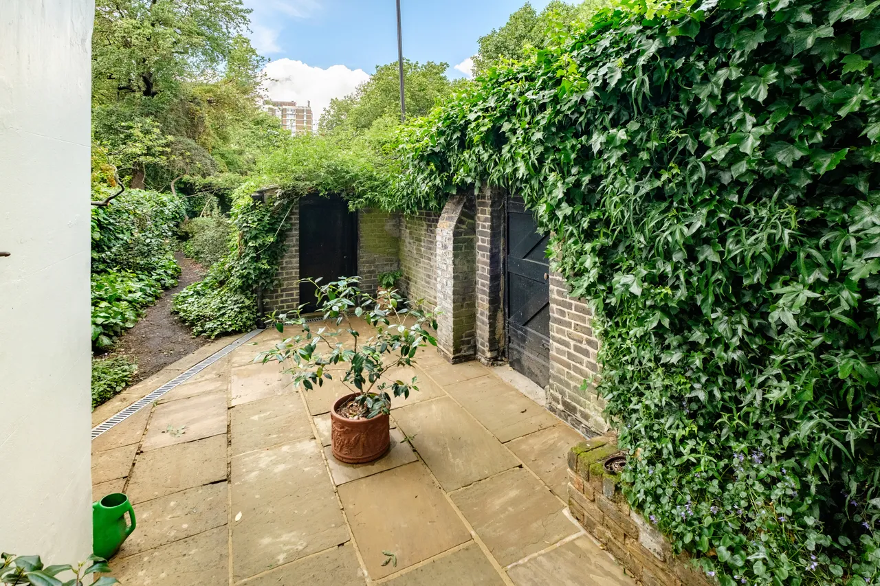 Canonbury Square, London, N1, photo 22