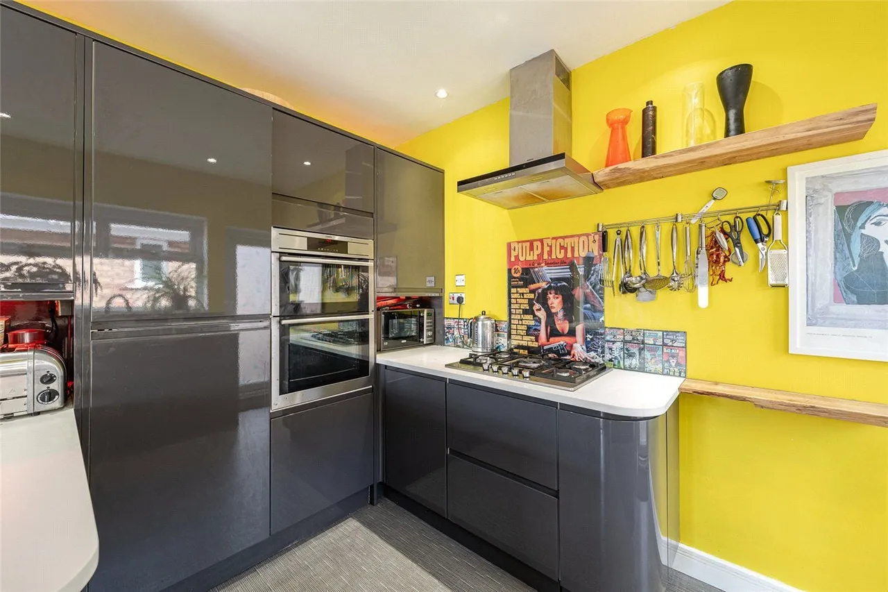 Landor Road, Whitnash, CV31, photo 17