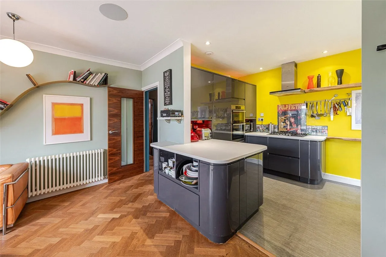 Landor Road, Whitnash, CV31, photo 13