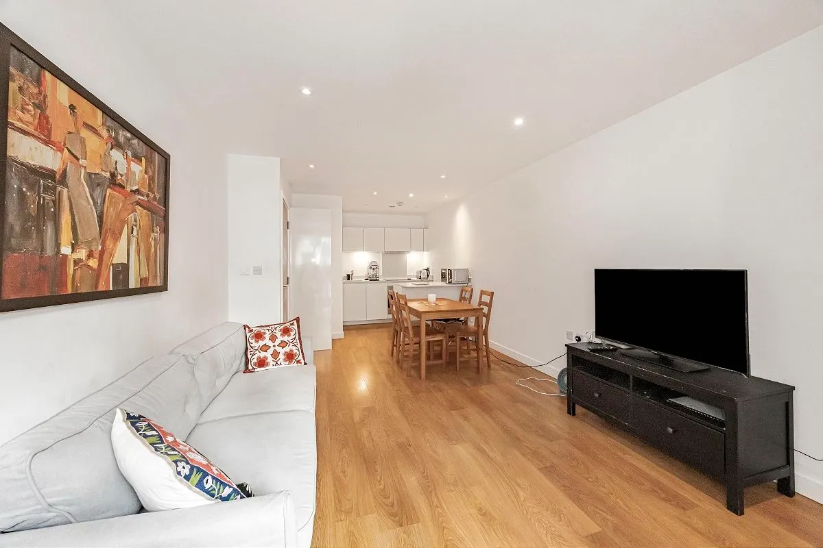 10 Seven Sea Gardens, London, E3 3GW, photo 4