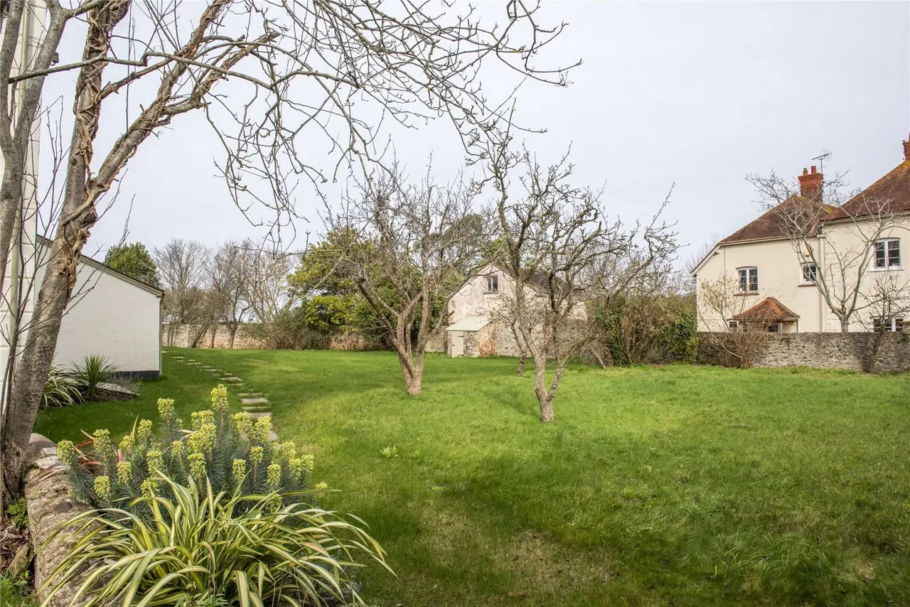 Old Cleeve, Minehead, Somerset, TA24 6HU, photo 10
