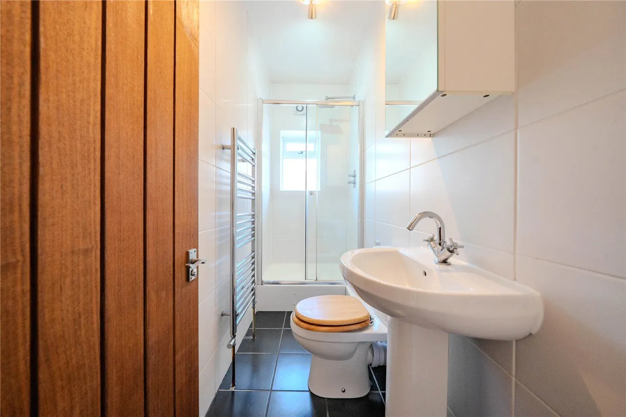Cowley Road, Leeds, LS13, photo 8