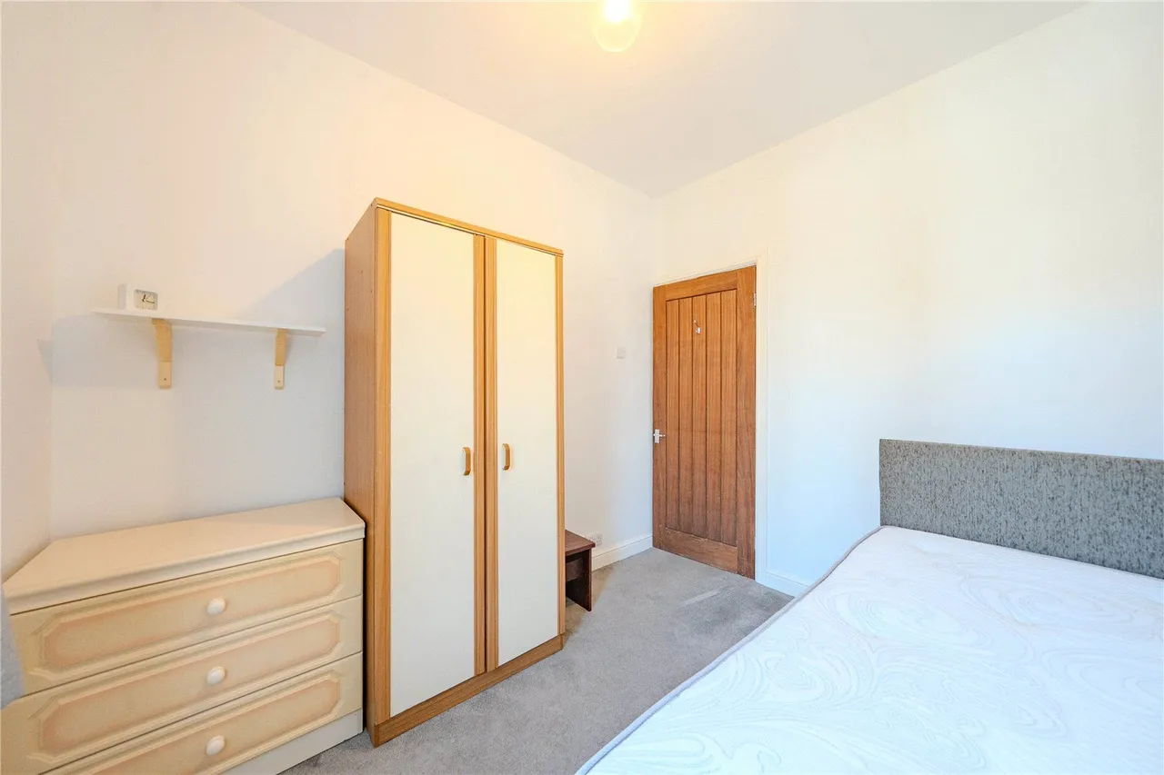 Cowley Road, Leeds, LS13, photo 3