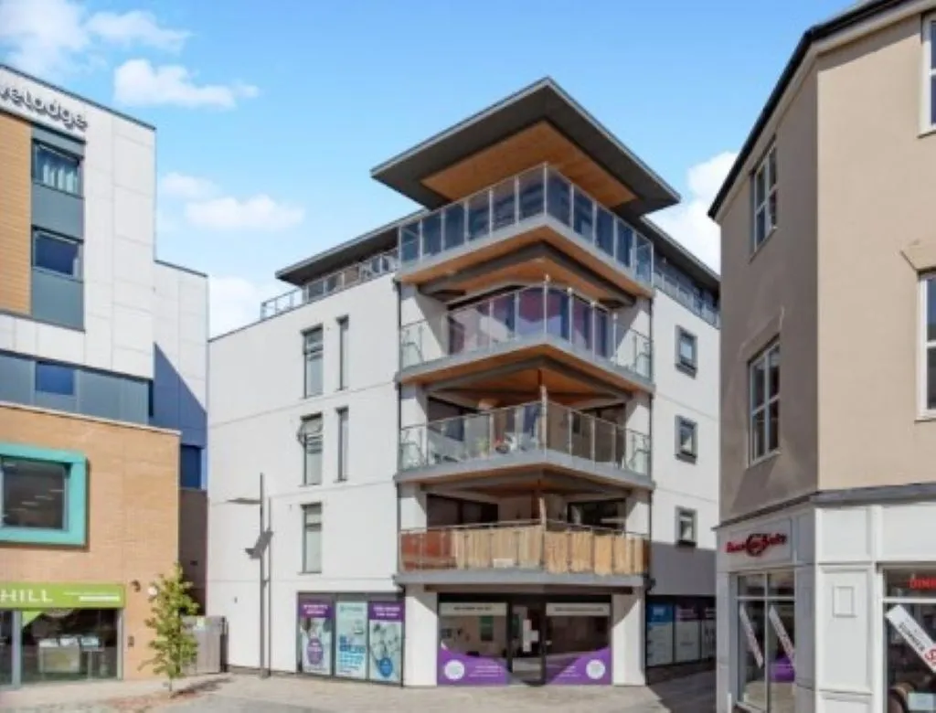 3 bed flat for sale — Wesley Lane, Bicester