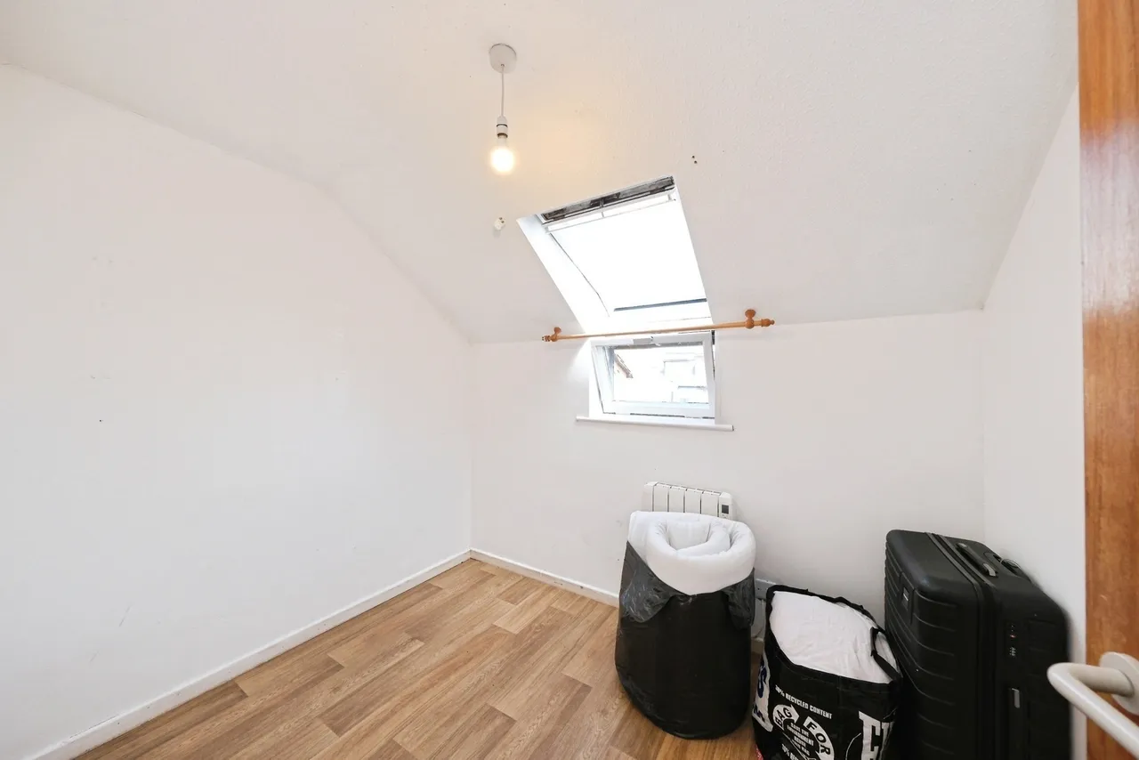 Tonnelier Road, Nottingham, NG7, photo 11
