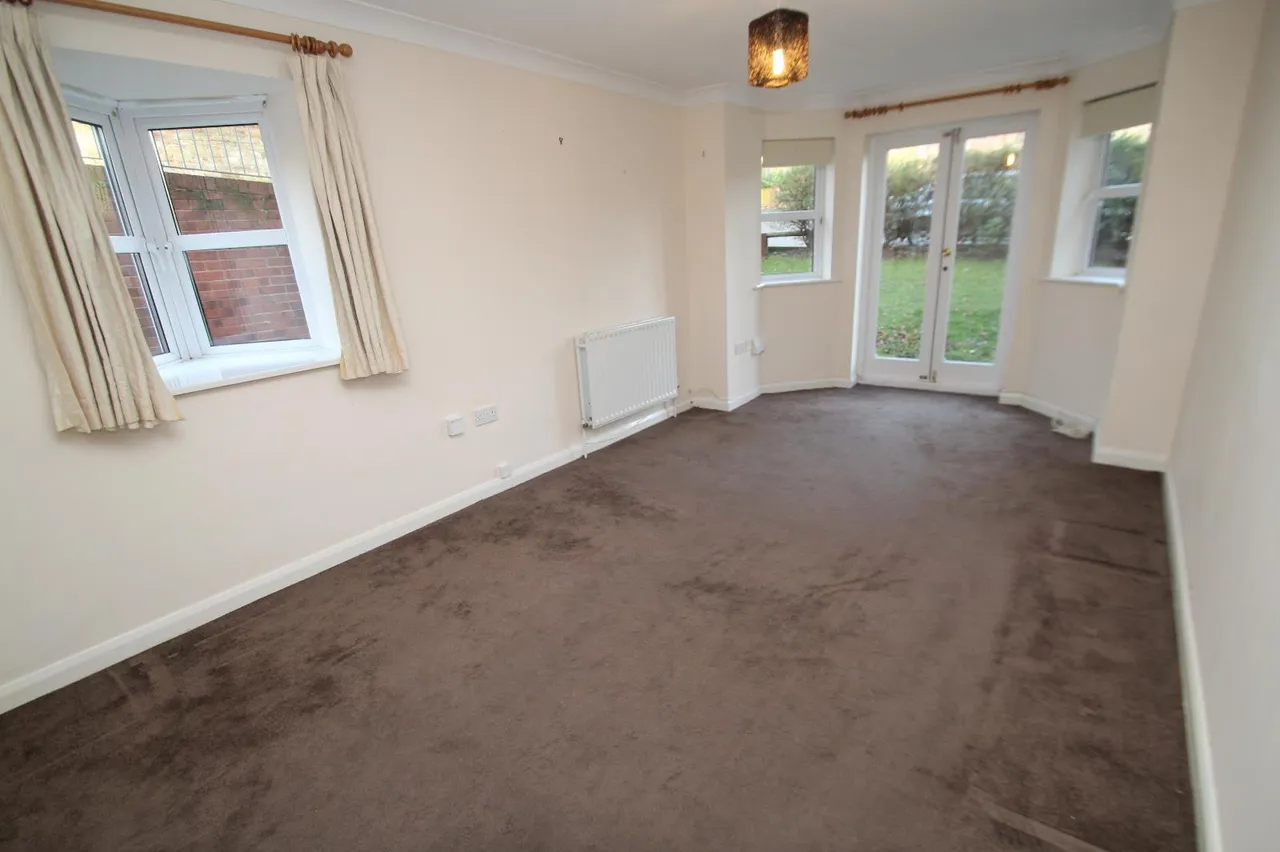 Falkland Mount, Leeds, LS17, photo 4