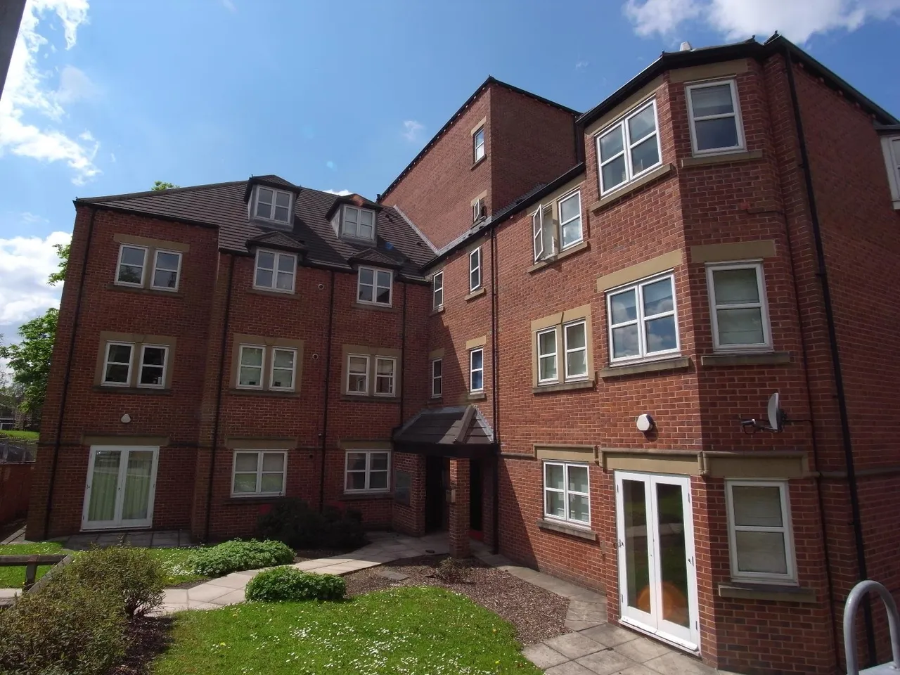 Falkland Mount, Leeds, LS17, photo 9