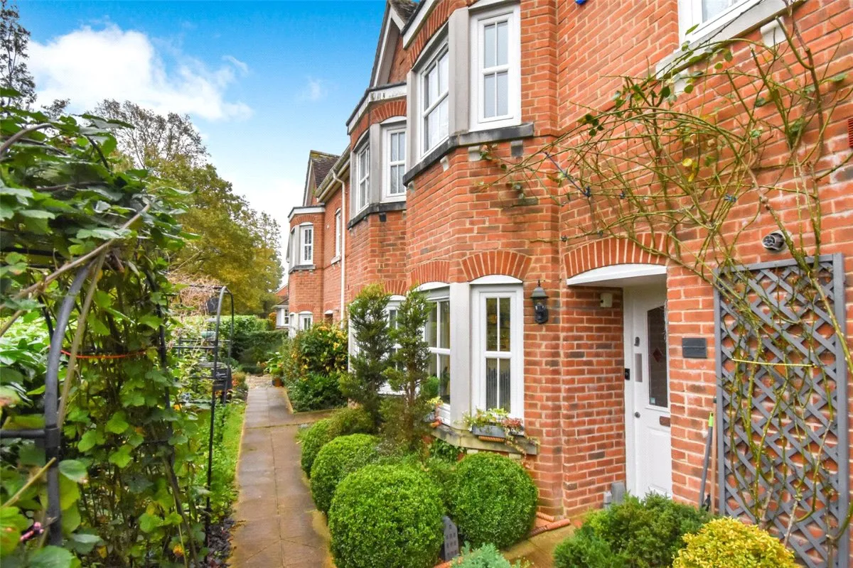 4 bed house for sale — Campbell Fields, Aldershot, Hampshire, GU11 3TY