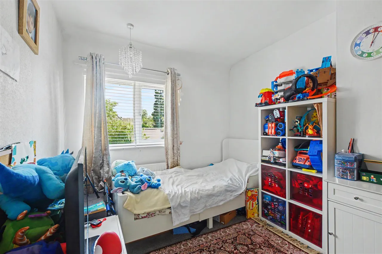 Aston Avenue, Beeston, NG9, photo 8