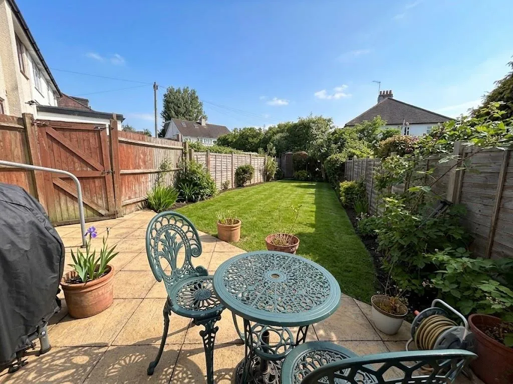 Hale Drive, Mill Hill, NW7, London, photo 2