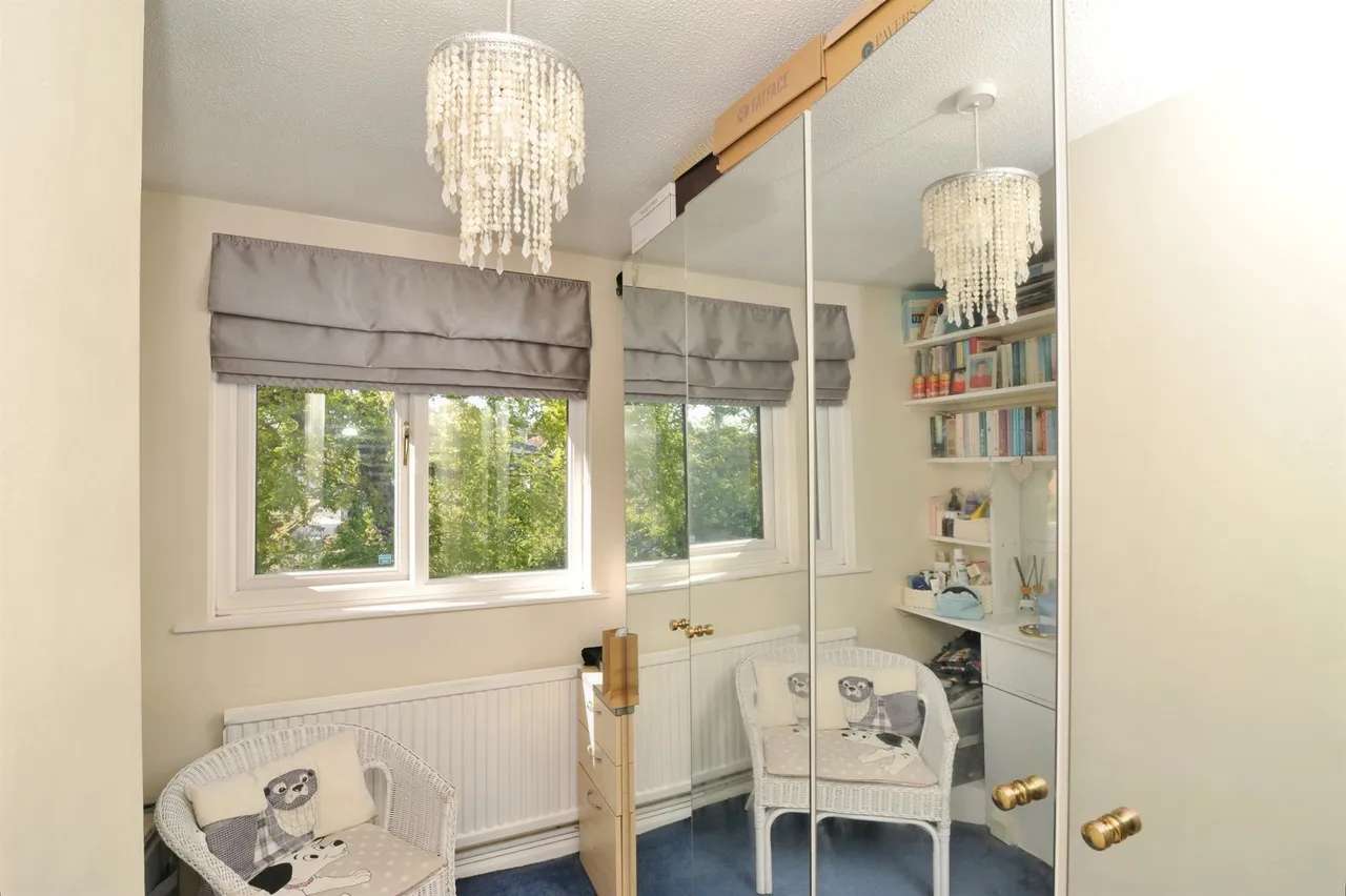 Ravine Close, Hastings, photo 10