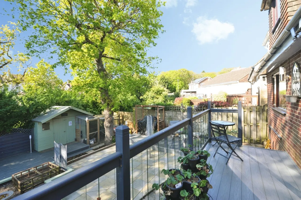 Ravine Close, Hastings, photo 6