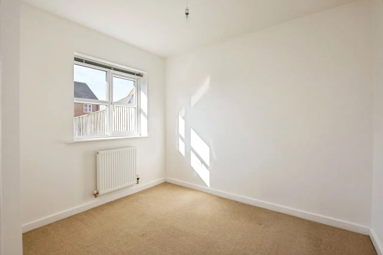 Bennet Drive, Kirkby-in-Ashfield, Nottingham, Nottinghamshire, NG17, photo 5