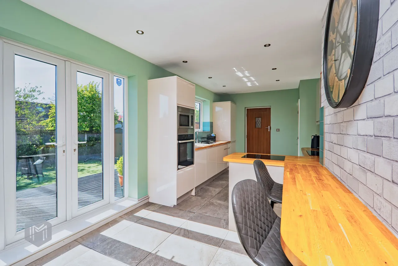 Colchester Avenue, Bolton, BL2 5AQ, photo 18