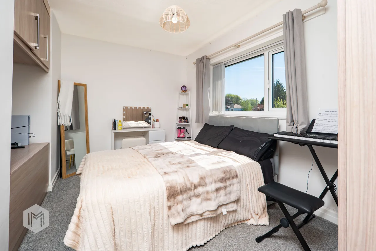 Colchester Avenue, Bolton, BL2 5AQ, photo 15