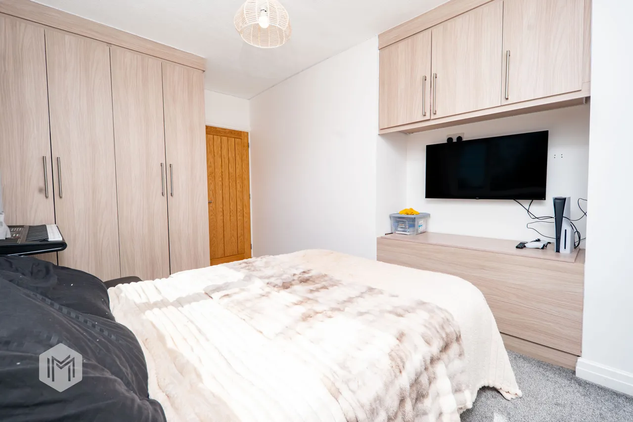 Colchester Avenue, Bolton, BL2 5AQ, photo 9