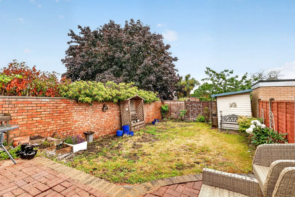 Mornington Road, Ashford TW15 1NW, photo 19