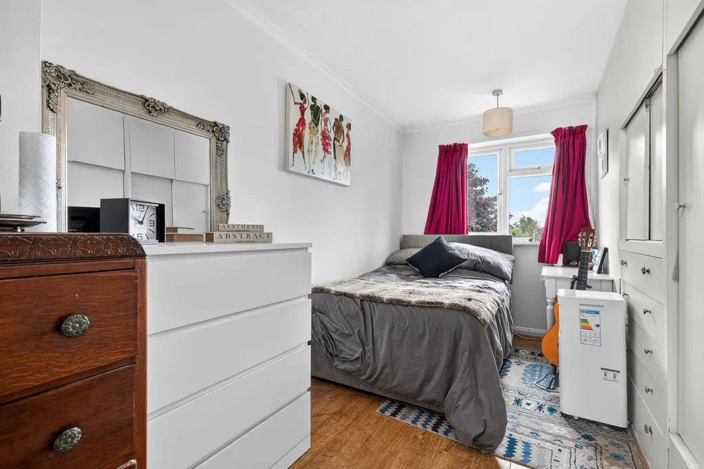 Mornington Road, Ashford TW15 1NW, photo 13