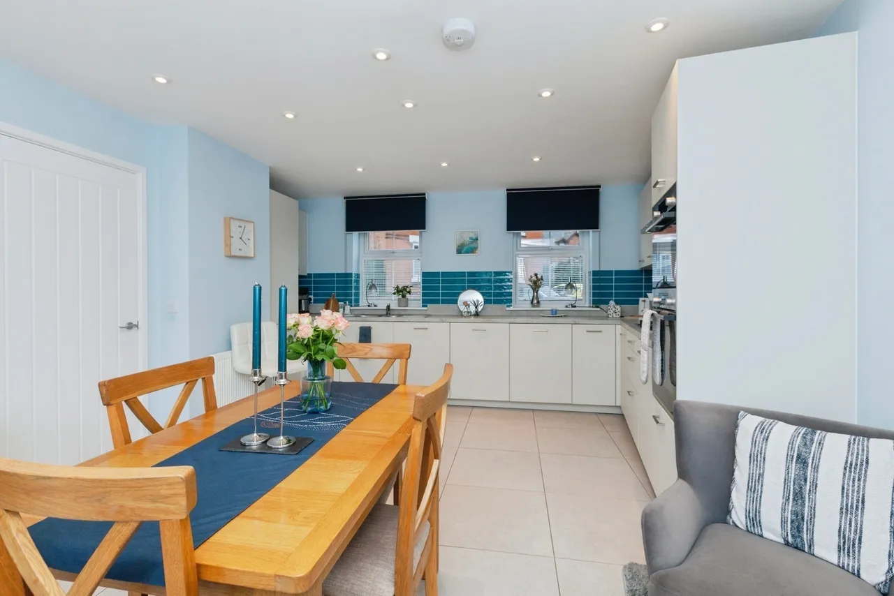 Main Street, Countesthorpe, LE8, photo 6
