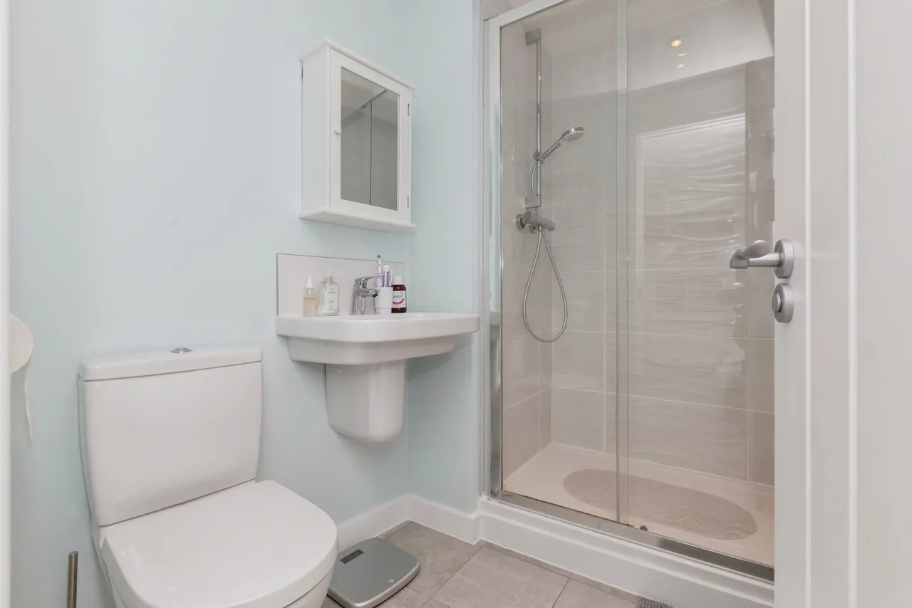 Main Street, Countesthorpe, LE8, photo 14
