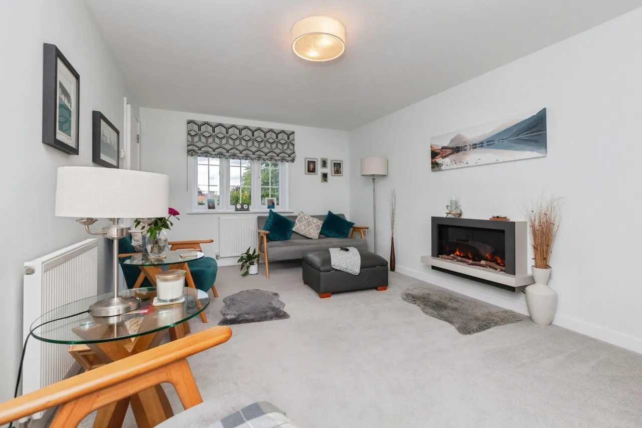 Main Street, Countesthorpe, LE8, photo 11