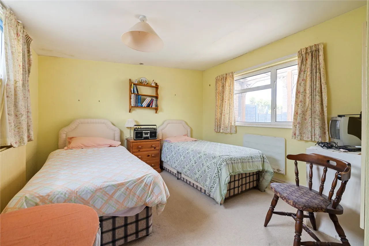 Weysprings, Haslemere, GU27, photo 10