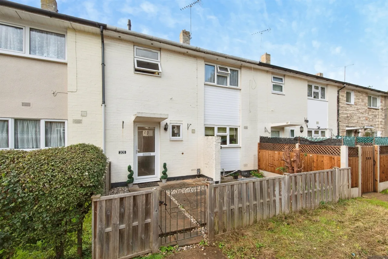 3 bed house for sale, Bedwell Crescent, Stevenage, SG1