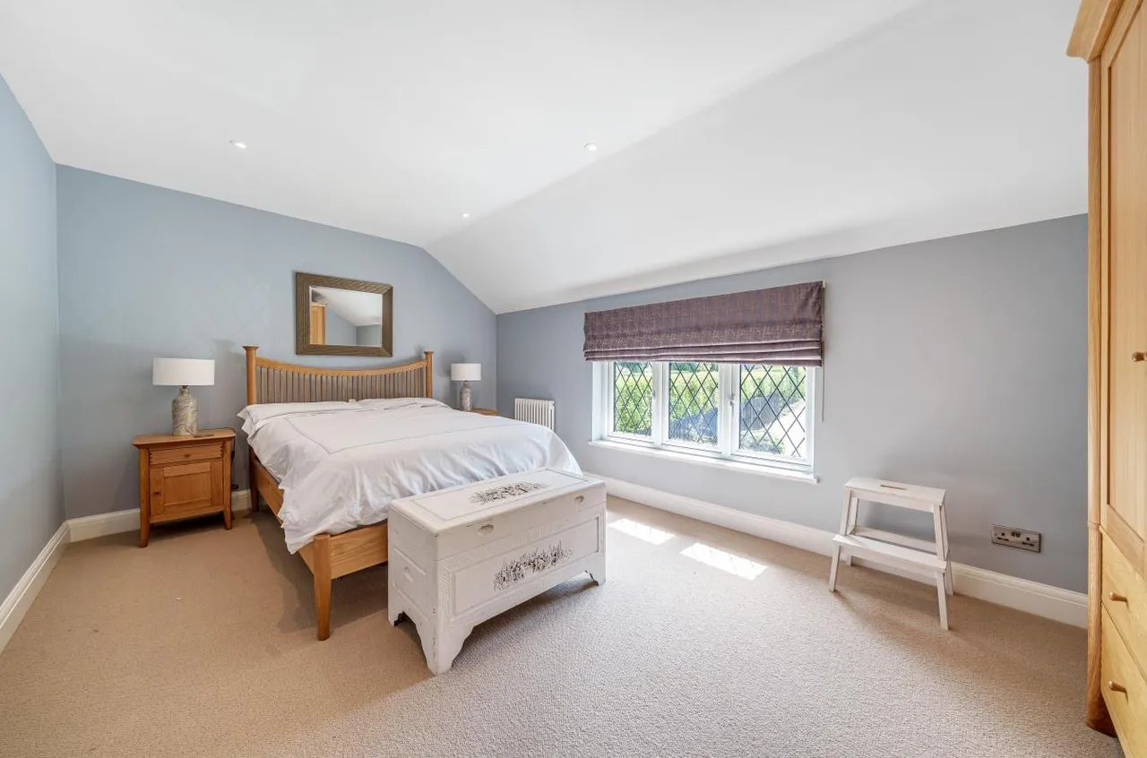 Garratts Lane, Banstead, Surrey, SM7 2EB, photo 16