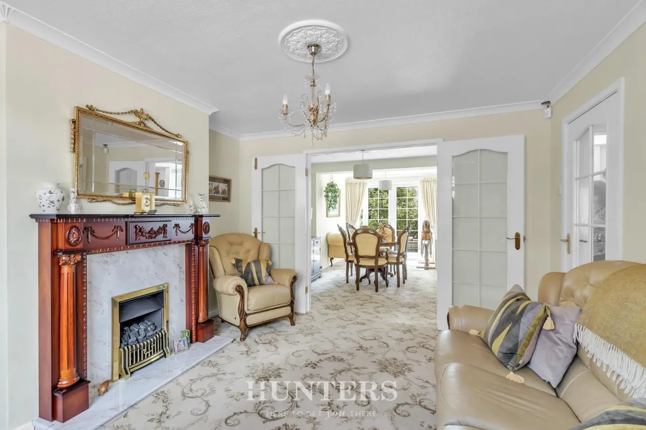 Mellalieu Street, Middleton M24, photo 4