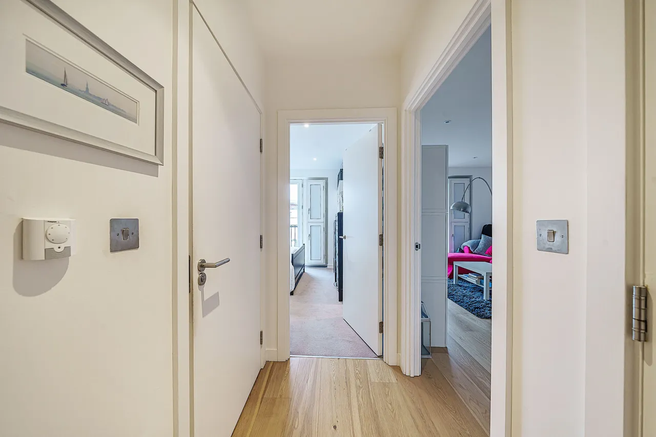 4 Hidcote Apartments, 5 Danvers Avenue, London, photo 5