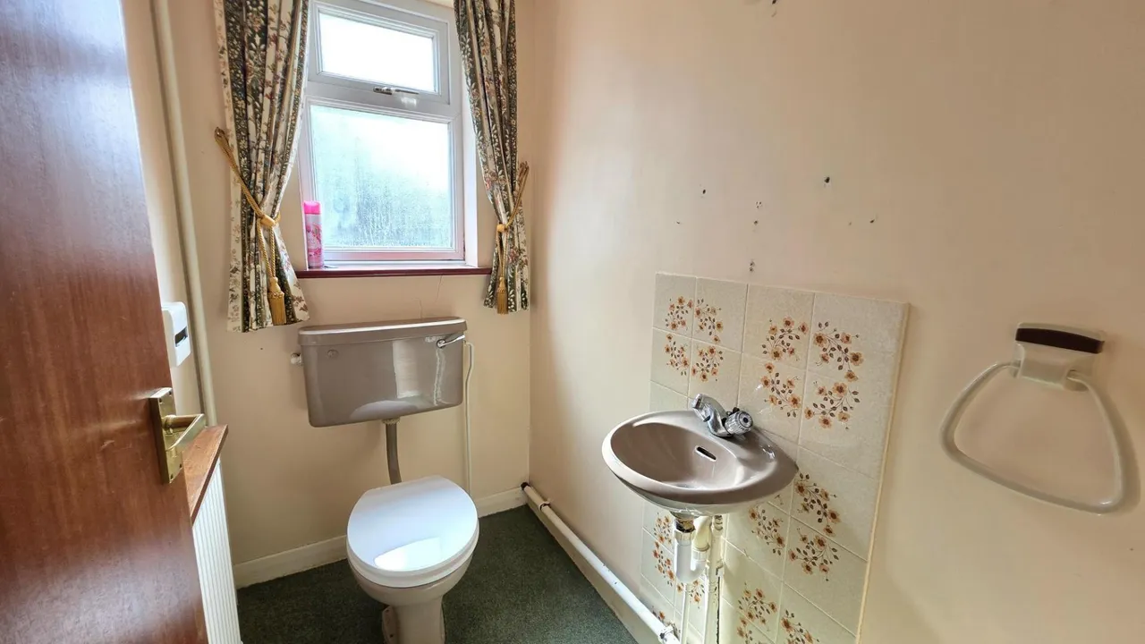 Malvern Close, Sleaford, NG34, photo 10
