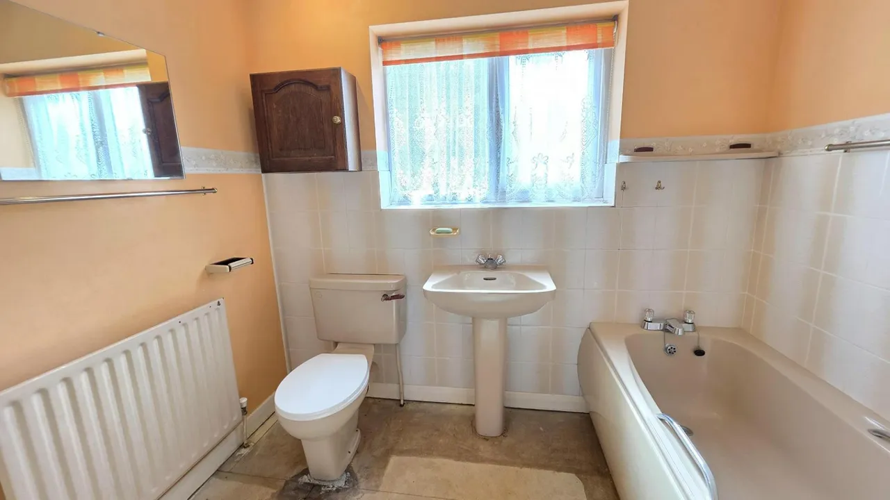 Malvern Close, Sleaford, NG34, photo 14