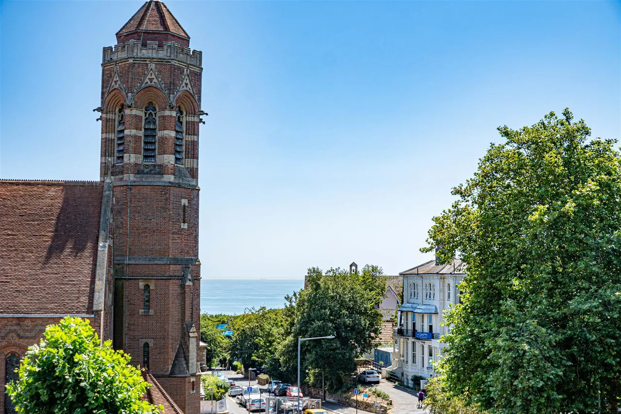 Upper Maze Hill, St. Leonards-On-Sea, photo 4