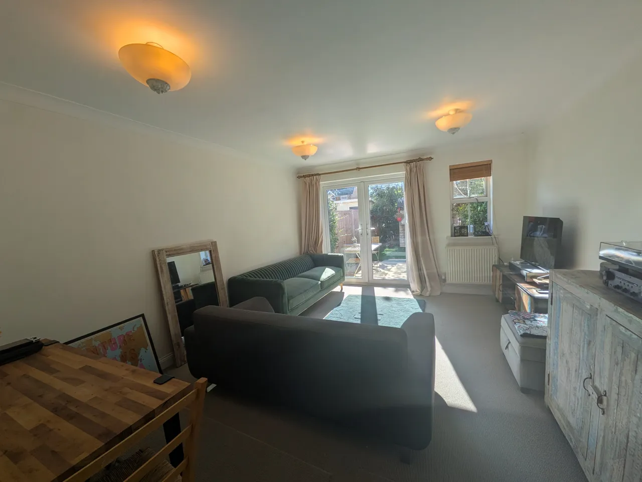 Shire Place, RH1, photo 4